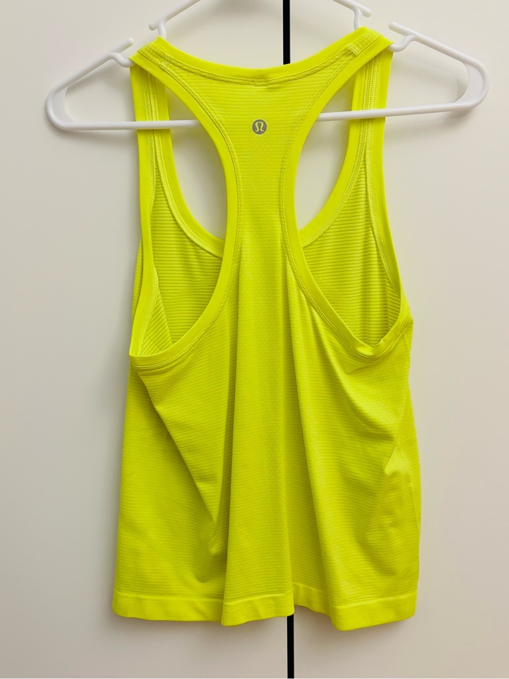Lululemon Swiftly 2.0 Tank - Race Length - Picture 4 of 6